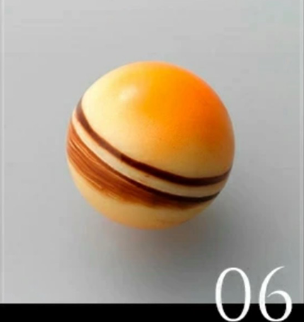 土星：ラムレーズン